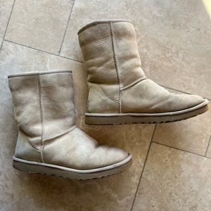 UGG Classic short boot size 10